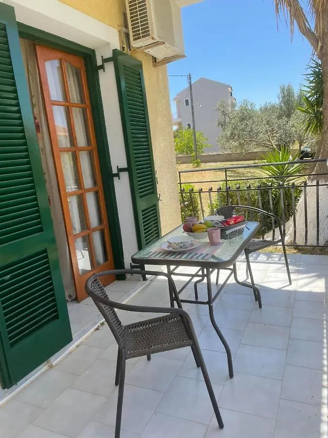 أرغوستولي Lemon Tree Apartments B C اليونان