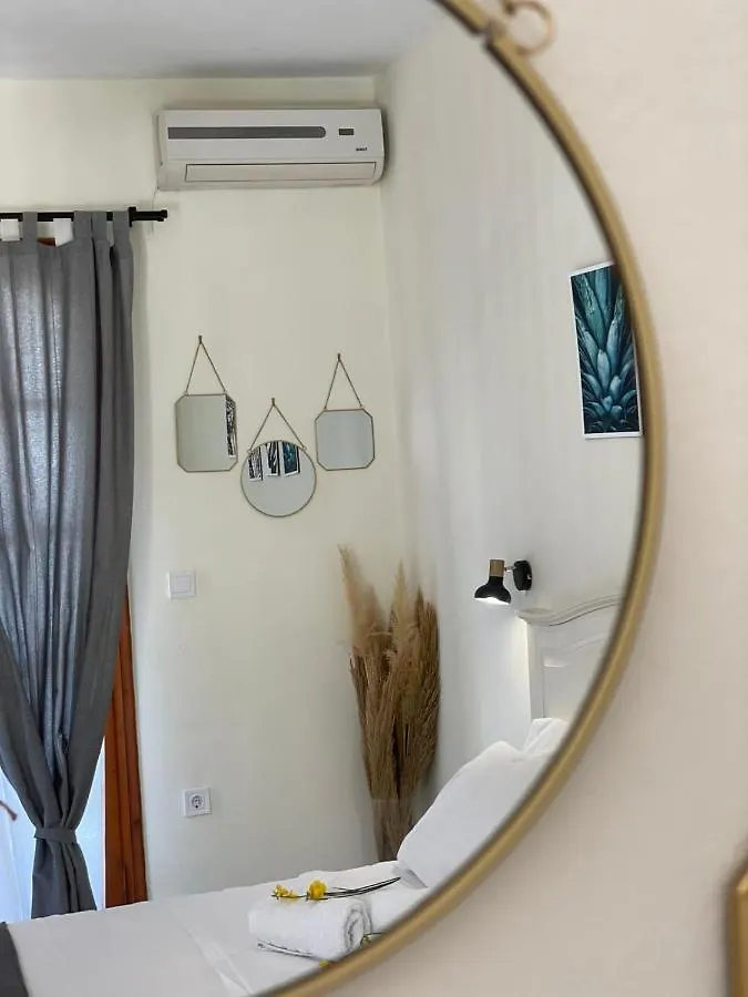 أرغوستولي Lemon Tree Apartments B C